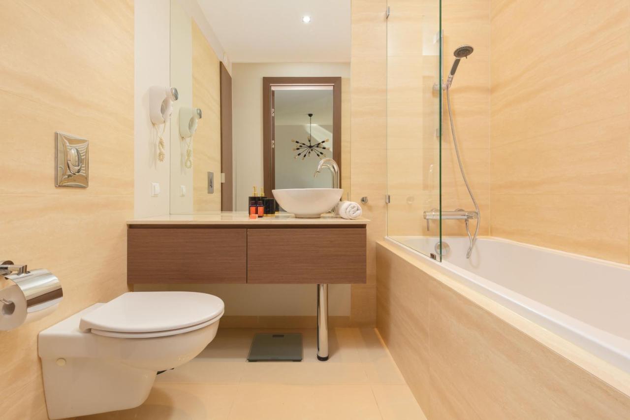 Platinum Towers Apartment With Parking By Renters Prestige Warsawa Bagian luar foto