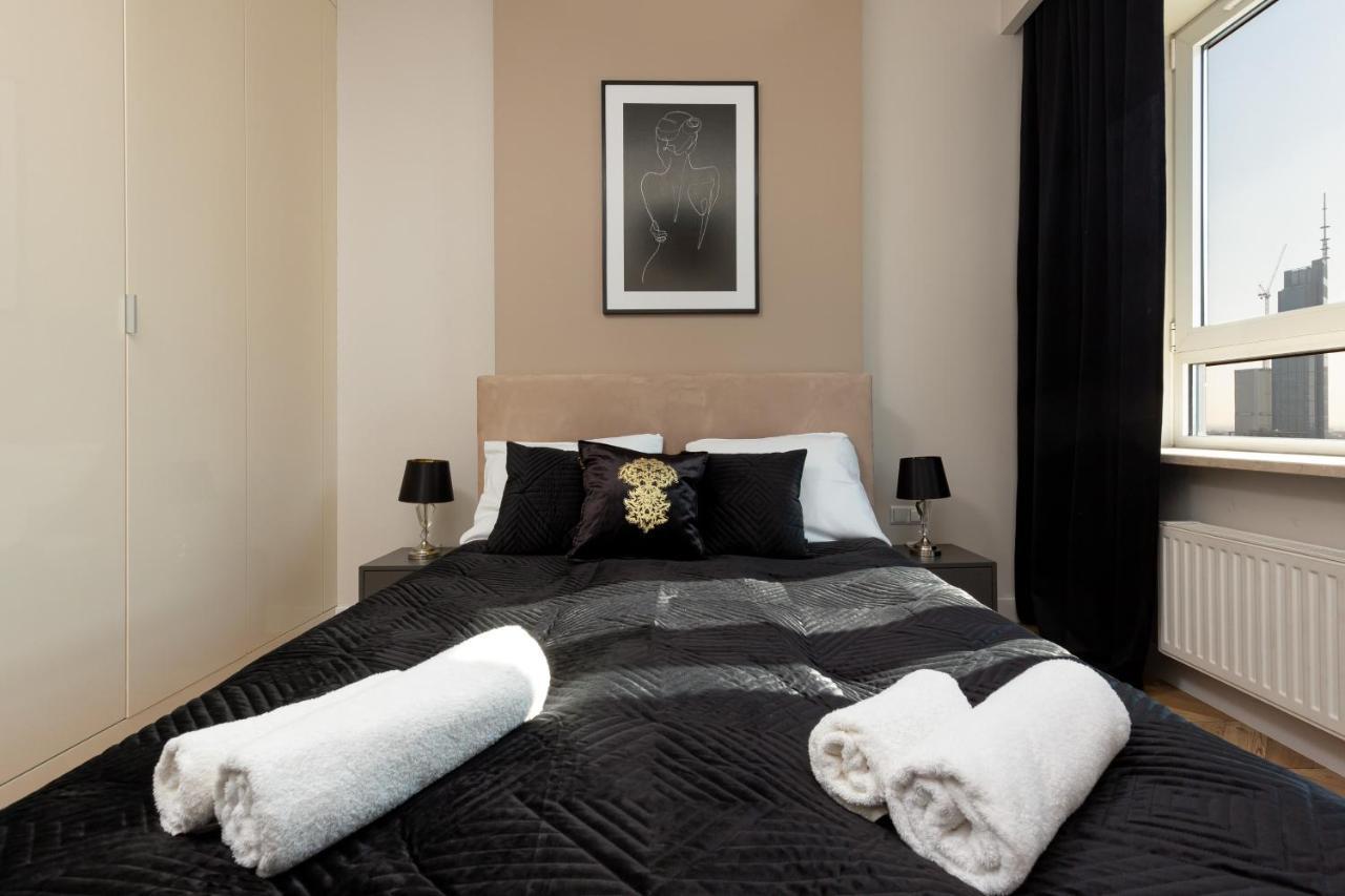 Platinum Towers Apartment With Parking By Renters Prestige Warsawa Bagian luar foto