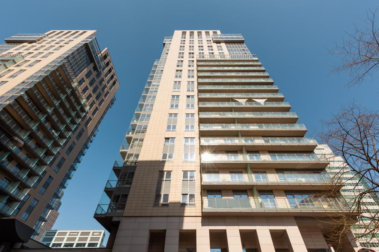 Platinum Towers Apartment With Parking By Renters Prestige Warsawa Bagian luar foto