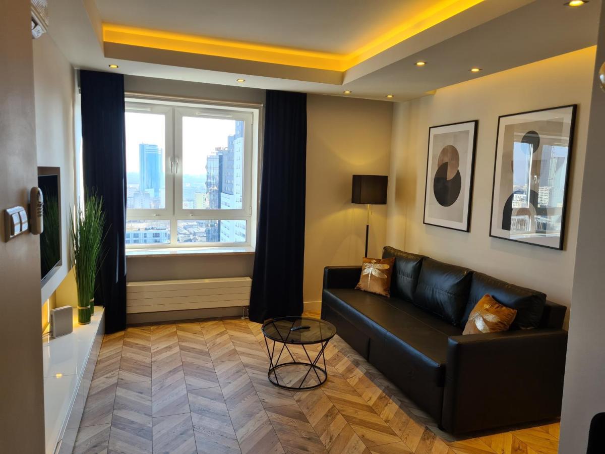 Platinum Towers Apartment With Parking By Renters Prestige Warsawa Bagian luar foto